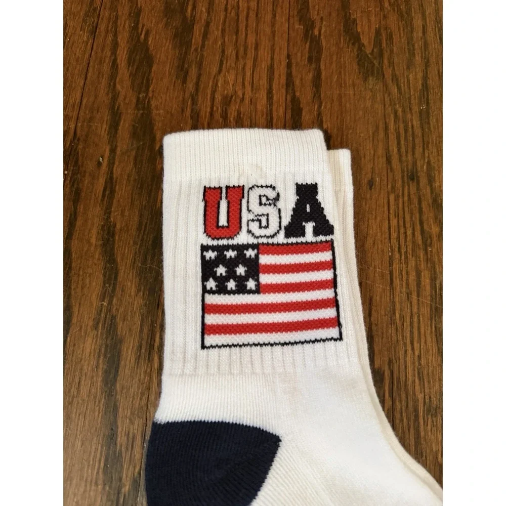 Women's Ribbed Cushion White American Flag USA Mid Crew Socks Size 4-10 NWT